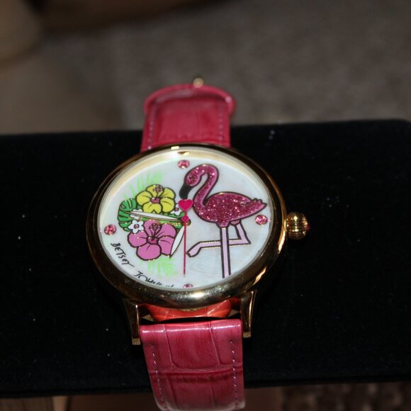 BRAND NEW WITH TAGS BETSEY JOHNSON PINK FLAMINGO WRISTWATCH FUN!! CUTE!! - Picture 1 of 8